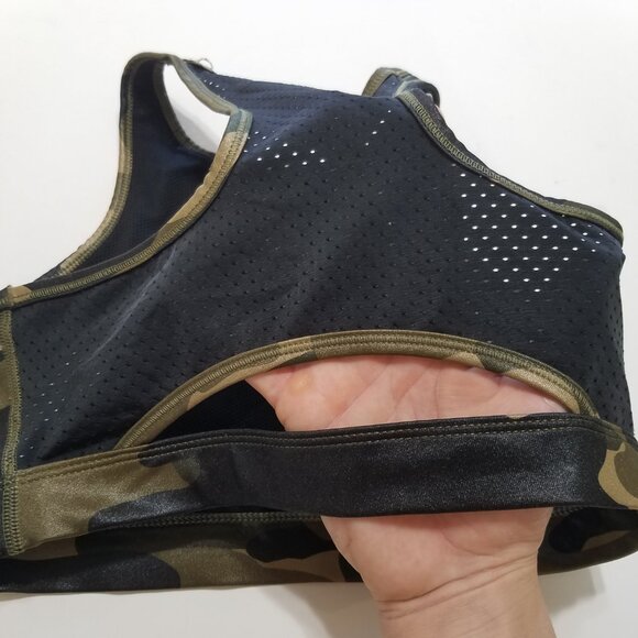 Nike Camo High Neck Unlined Sports Bra Size S - Picture 6 of 7